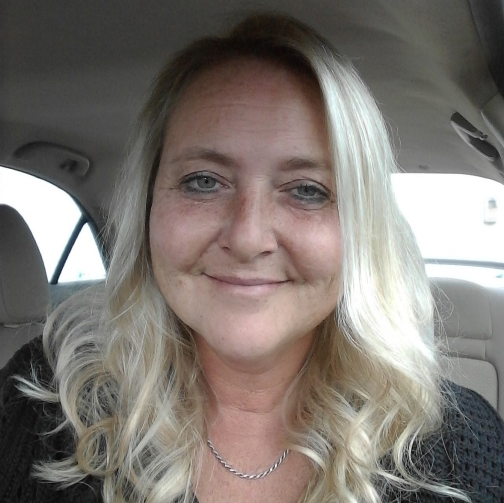 Meet your Posher, Denise